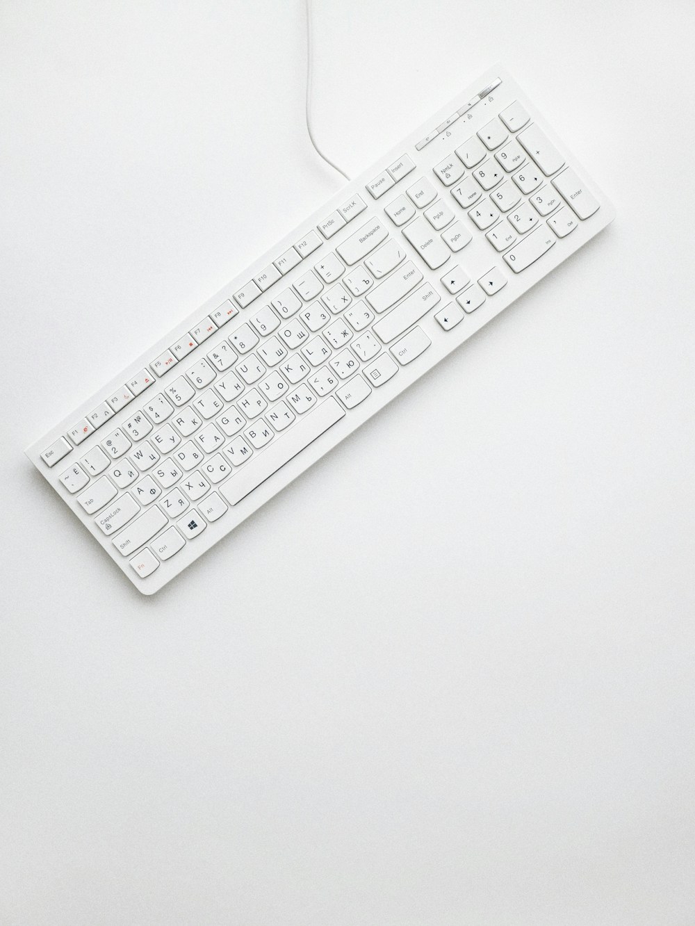 Keyboard mekanis untuk melengkapi setup